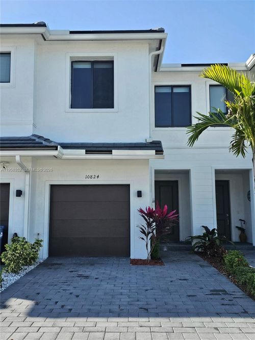 10824 Sw 232nd Ter, Homestead, FL, 33032-6304 | Card Image