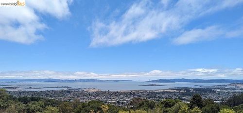 7788 Moeser Ln, El Cerrito, CA, 94530-3000 | Card Image