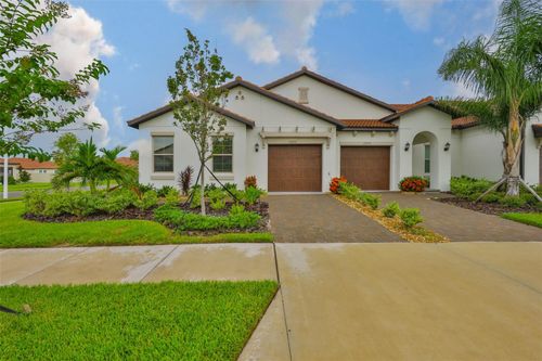 17255 Holly Well Ave, WIMAUMA, FL, 33598-2532 | Card Image