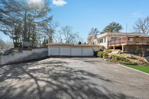 39 Sycamore Ave, Farmingville, NY, 11738-1620 | Card Image