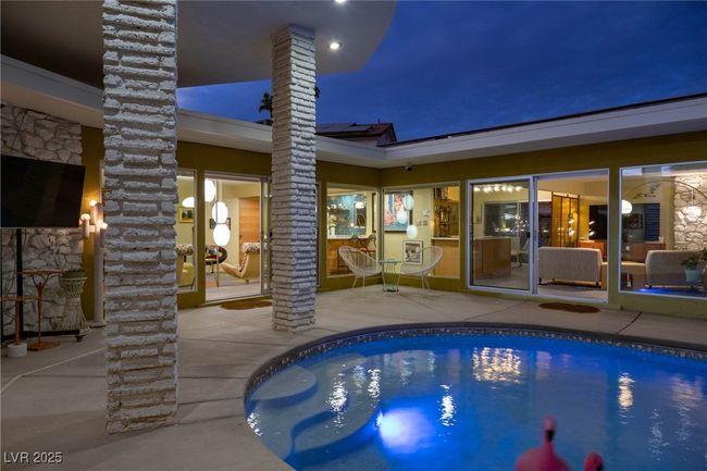 3586 Spencer St, House other with 3 bedrooms, 3 bathrooms and null parking in Las Vegas NV | Image 48