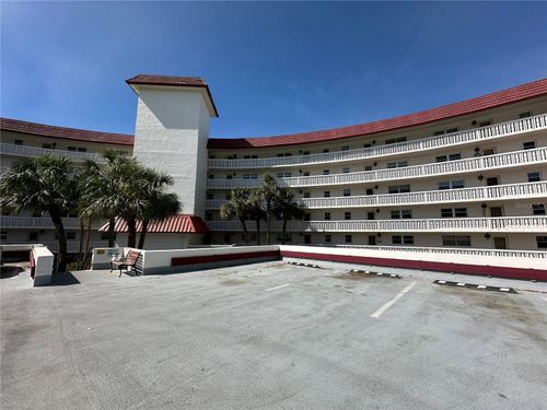 apt-406-601 N Mcdonald St, MOUNT DORA, FL, 32757-4893 | Card Image