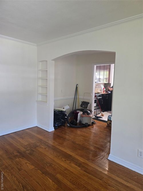 apt-2-35 Prospect St, Great Neck, NY, 11021-3834 | Card Image