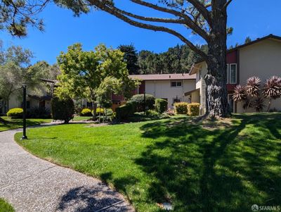 1129 Oddstad Boulevard, Townhouse with 2 bedrooms, 1 bathrooms and 2 parking in Pacifica CA | Image 1