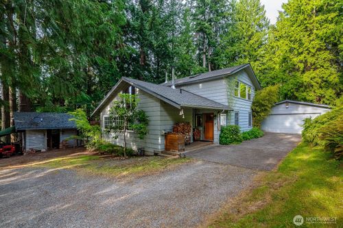 2201 30th St, Bellingham, WA, 98225-8209 | Card Image