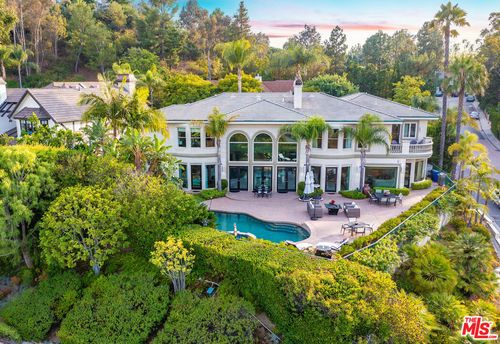 12145 Summit Ct, Beverly Hills, CA, 90210-1326 | Card Image