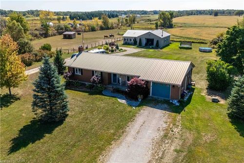 558 Indiana Rd E, Canfield, ON, N0A1C0 | Card Image