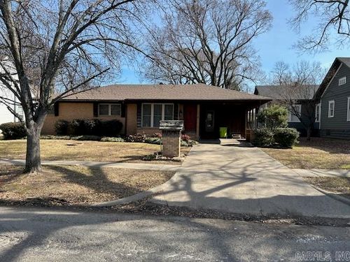 1007 S Main St, Stuttgart, AR, 72160-5303 | Card Image