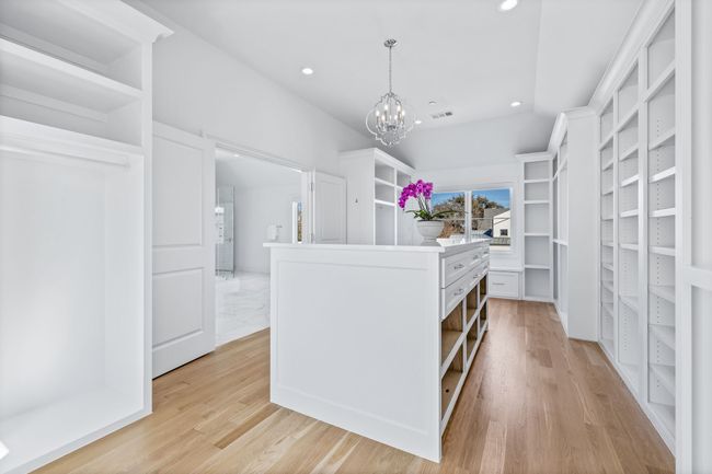 11021 Royalshire Dr, House other with 5 bedrooms, 9 bathrooms and null parking in Dallas TX | Image 21