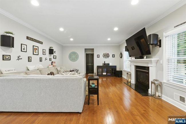 166 Horseneck Rd, House other with 4 bedrooms, 4 bathrooms and null parking in Fairfield NJ | Image 17
