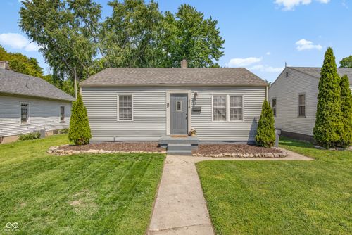 614 Summit Ave, Connersville, IN, 47331-1369 | Card Image