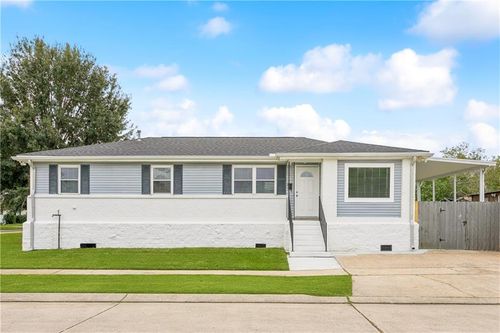 3577 Louisiana State Dr, Kenner, LA, 70065-2451 | Card Image