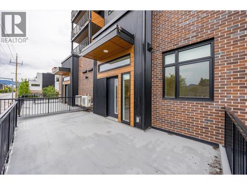 105b-660 Cawston Ave, Kelowna, BC, V1Y9M1 | Card Image