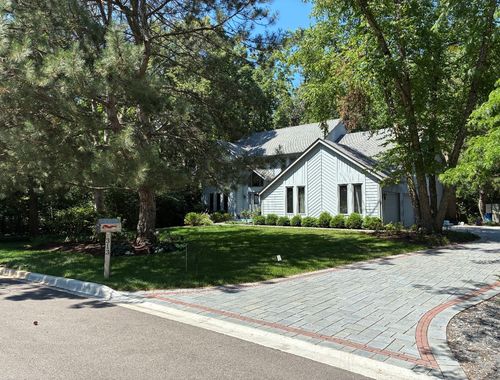 313 Whitmore Ln, Lake Forest, IL, 60045-4707 | Card Image