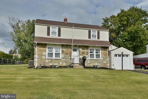 1199 Cambridge Rd, WARMINSTER, PA, 18974-3909 | Card Image