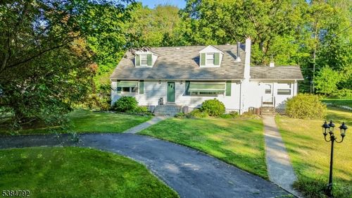 5 Michael Rd, Oak Ridge, NJ, 07438-9835 | Card Image