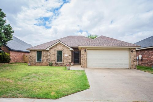 607 N 8th St, Wolfforth, TX, 79382-3216 | Card Image