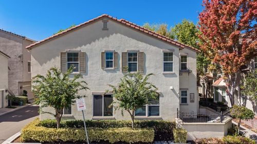 1121 Andreas Ln, Tracy, CA, 95376-8753 | Card Image