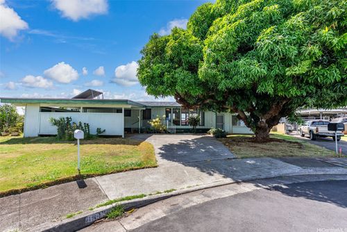 98-1712 Laauhuahua Way, Pearl City, HI, 96782-1835 | Card Image