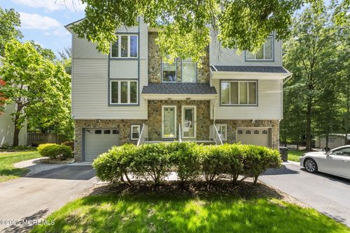 35 Lone Star Ln, Manalapan, NJ, 07726-3879 | Card Image