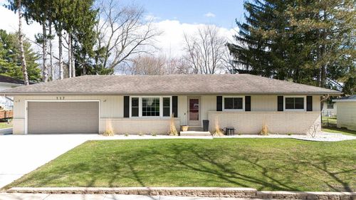 117 S Pontiac Drive Drive, Janesville, WI, 53545 | Card Image