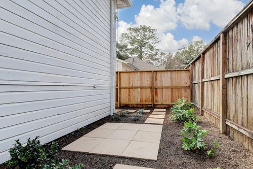 1508 Cortlandt St, Houston, TX, 77008-4215 | Card Image