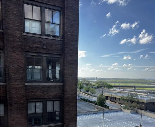 401-712 Broadway Blvd, Kansas City, MO, 64105-1545 | Card Image