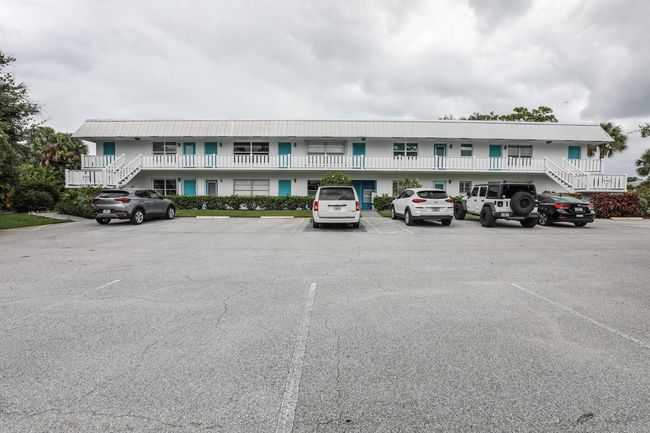 APT-110-8 - 2929 Se Ocean Blvd, Condo with 1 bedrooms, 1 bathrooms and null parking in Stuart FL | Image 18