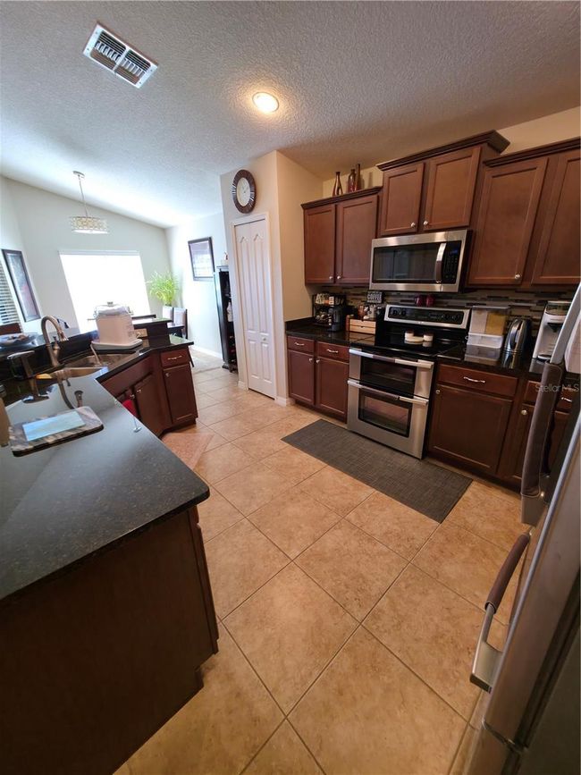 1519 Balsam Willow Trl, House other with 4 bedrooms, 3 bathrooms and null parking in ORLANDO FL | Image 28