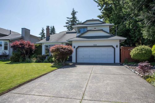 1539 161 St, Surrey, BC, V4A4X9 | Card Image
