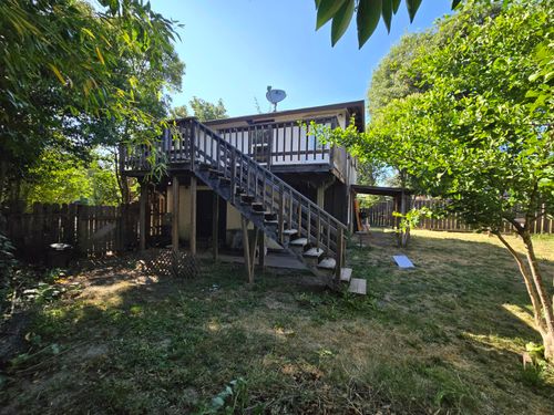 421 Par Ave, Redway, CA, 95560 | Card Image