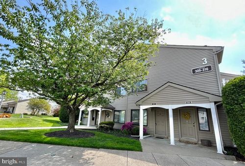 313 Gregorys Way, Voorhees, NJ, 08043-2051 | Card Image