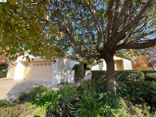 853 Cottonwood Ct, Lincoln, CA, 95648-8312 | Card Image