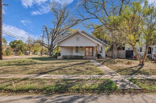 2700 Pine Avenue, Waco, TX, 76708 | Card Image