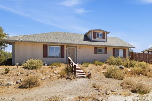 4991 E Cheyenne Way, Pahrump, NV, 89061-8612 | Card Image