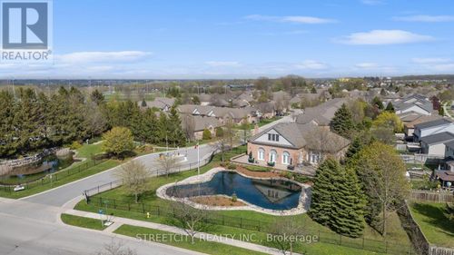 211-2025 S Meadowgate Boulevard S, London South (South U), ON, N6M1K9 | Card Image