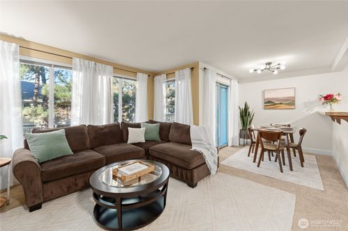 unit-5302-300 N 130th St, Seattle, WA, 98133-7973 | Card Image