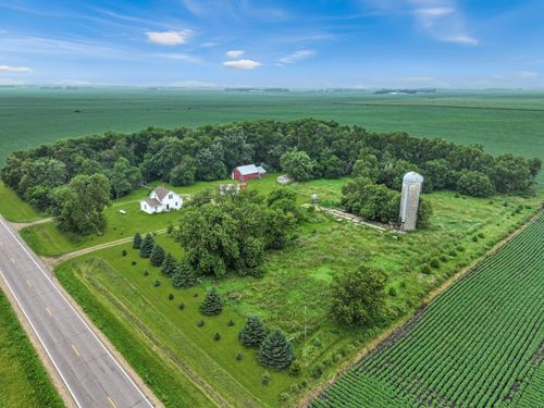 1184 166th St, Slayton, MN, 56172-1861 | Card Image