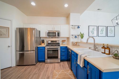 986 Shetland Ln, Farmington, UT, 84025-2743 | Card Image