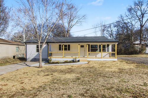 206 Moreland Ave, Shelbyville, TN, 37160-2038 | Card Image