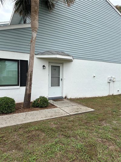 918 Pritchard Island Drive, Townhouse with 2 bedrooms, 2 bathrooms and null parking in Inverness FL | Image 1