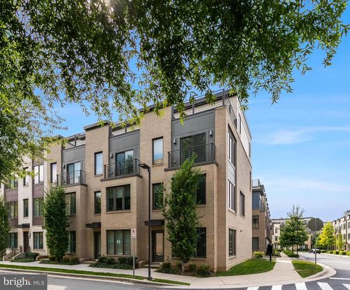 10412 Breuer St, BETHESDA, MD, 20817-1662 | Card Image