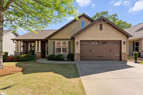 3 Dolerite Dr, Taylors, SC, 29687-5352 | Card Image