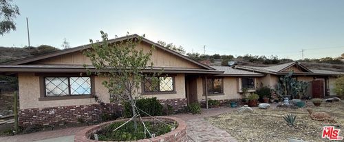 33931 Hanawalt Rd, Santa Clarita, CA, 91390 | Card Image