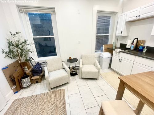 2-206 Hanover St, Boston, MA, 02113 | Card Image