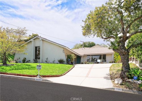 5042 Rolling Meadows Rd, Rolling Hills Estates, CA, 90274-1526 | Card Image