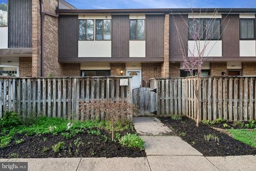 10-10 Pine Bark Ct, COCKEYSVILLE, MD, 21030-3204 | Card Image