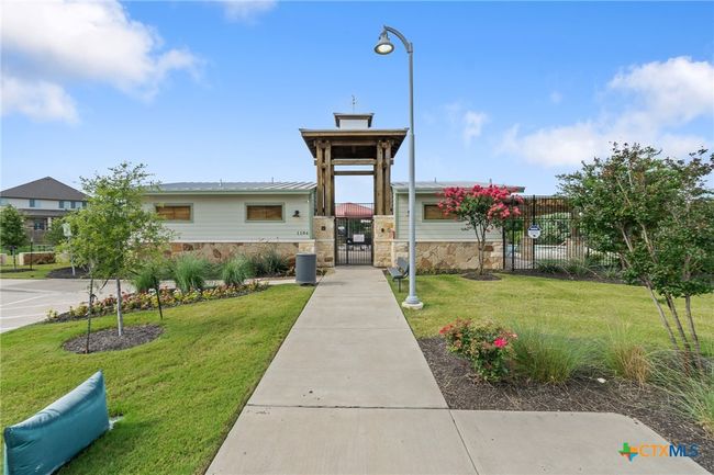 Community pool | Image 26