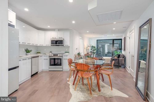 b01-4328 Georgia Ave Nw, WASHINGTON, DC, 20011-7122 | Card Image