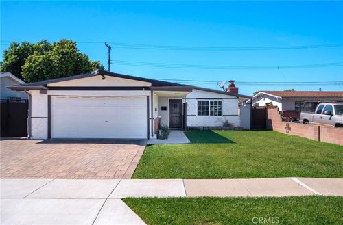 20223 Jersey Ave, Lakewood, CA, 90715 | Card Image